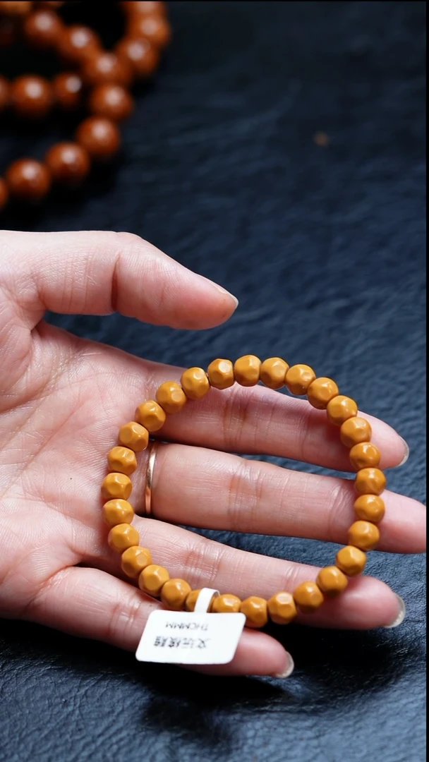 吊坠橄榄核嗬****i苏工橄榄核