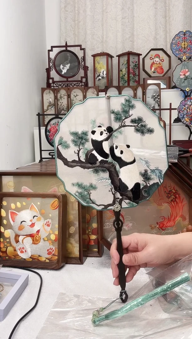 扇子苏绣作品手工精品团扇