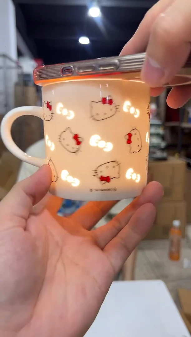 瓷片白色kt猫满印镂空咖啡杯