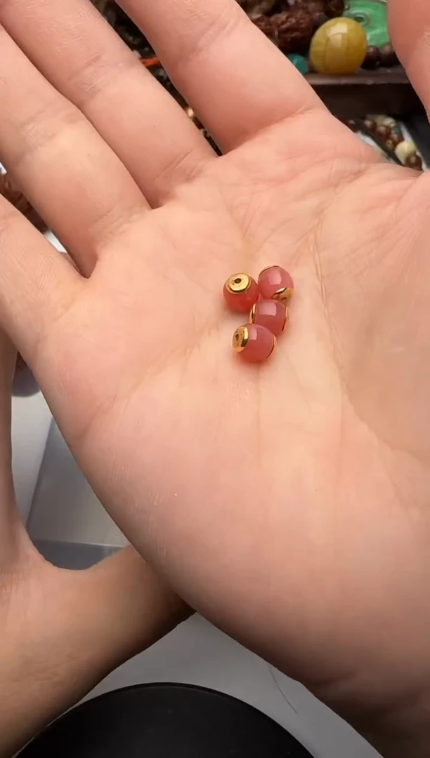 足金镶嵌配饰南红玛瑙配饰