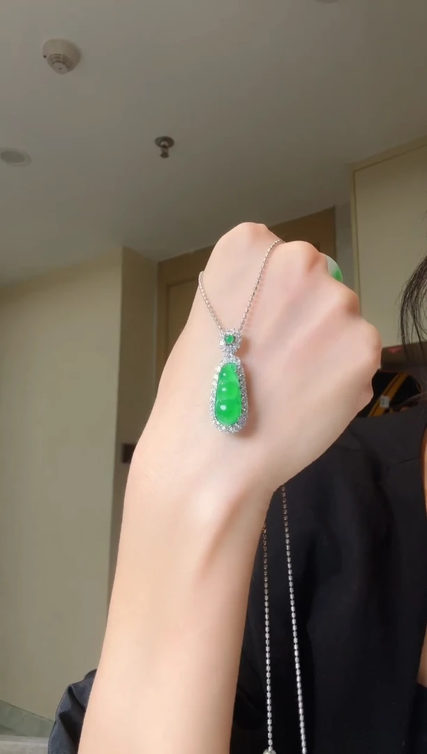 翡翠银S925镶嵌吊坠(不含链)天然翡翠吊坠