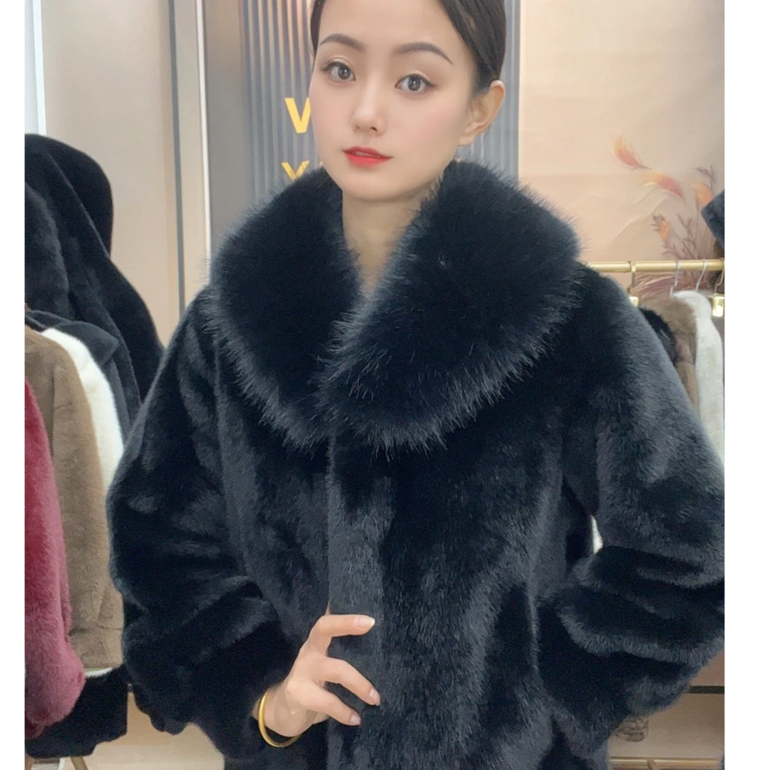 秋冬季新款大毛领气质女款中款保暖舒适时尚短款长款外套气质百搭