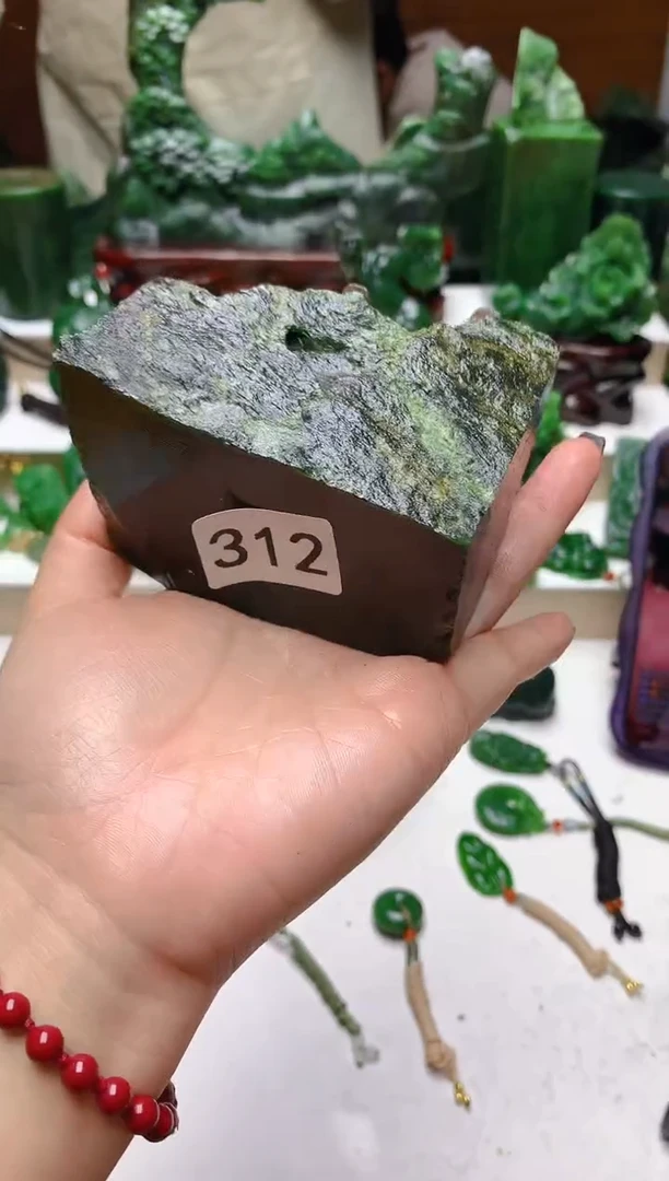 未镶嵌和田玉把件4