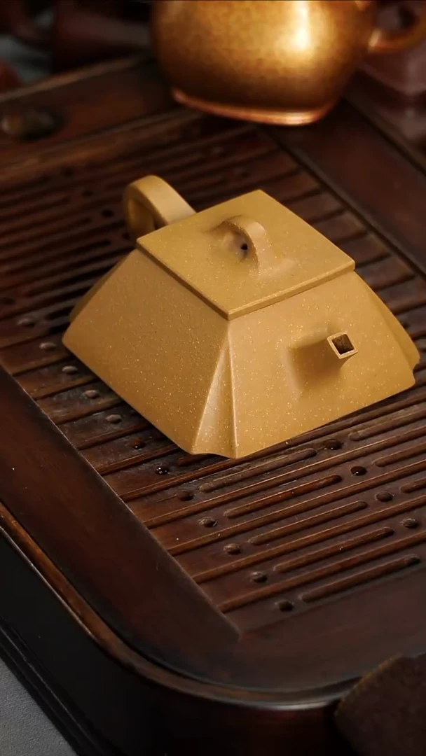 茶壶紫砂宜兴紫砂黄金段抽角石瓢180毫升