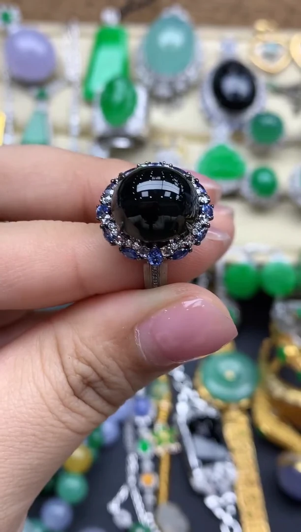 【闪购商品】翡翠戒指18K金镶嵌683-中国好珍宝