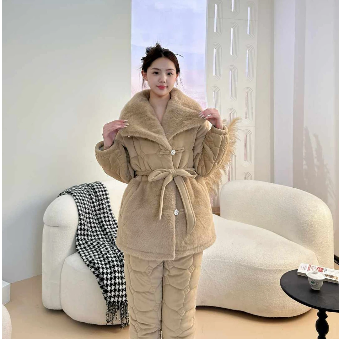 8193时尚保暖家居服套装可外穿女款睡衣休闲翻领设计