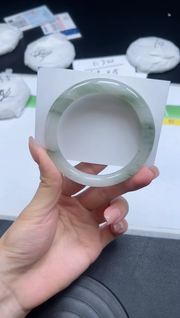 未镶嵌手镯石英质玉101-5556