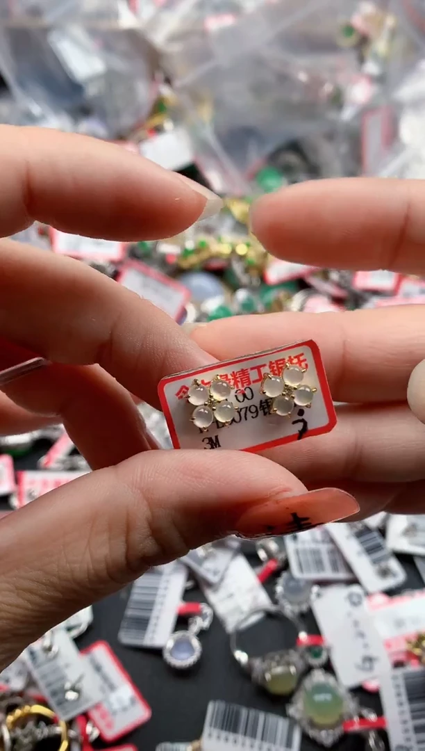 银S925镶嵌戒指翡翠1