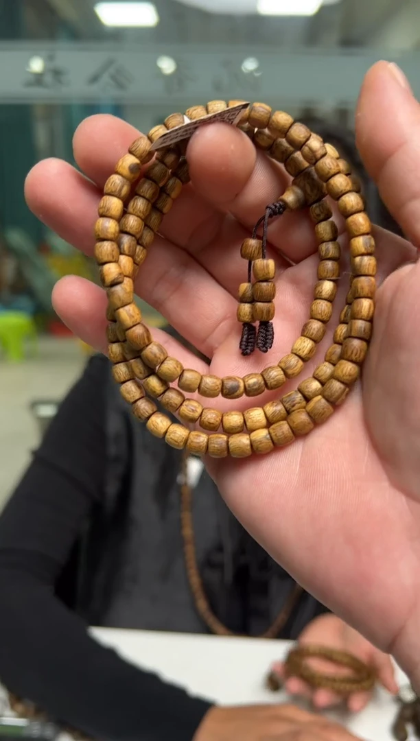 【闪购商品】沉香手串12克陆河花珠手串