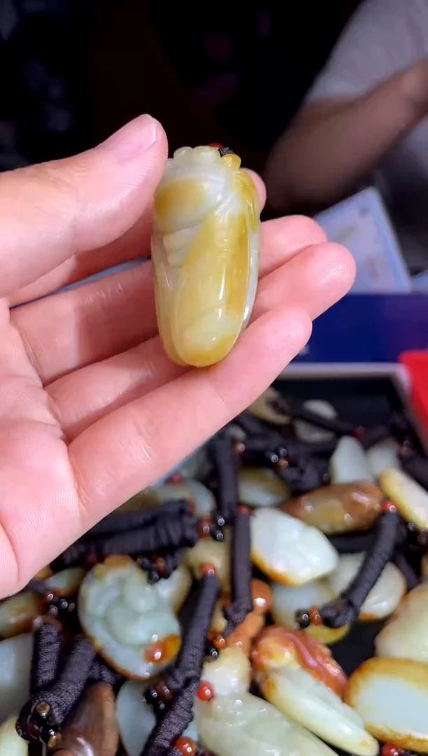 和田玉未镶嵌挂件1