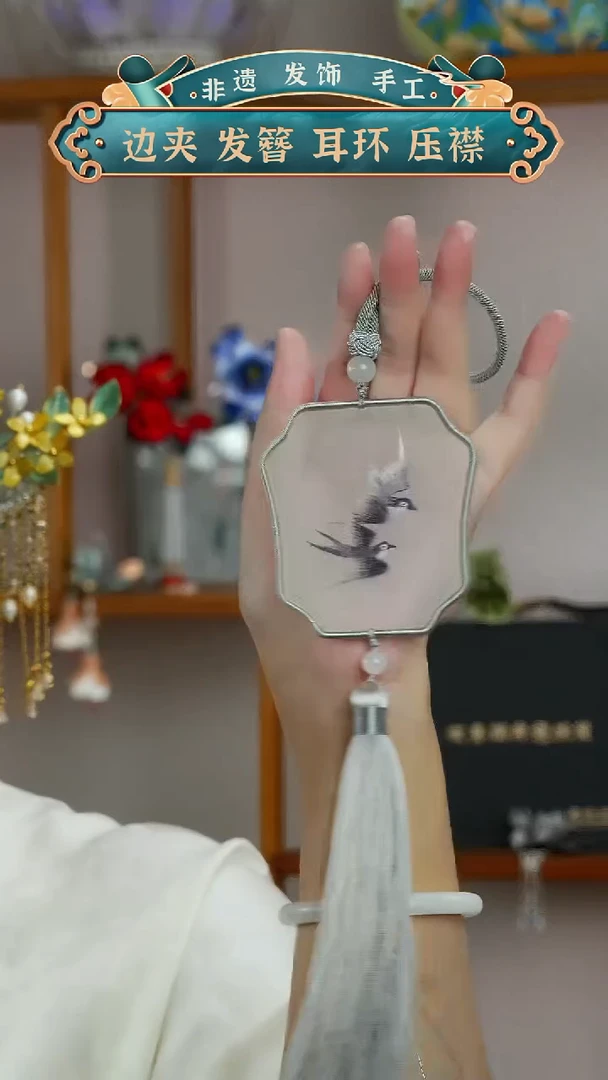 非金属布艺非遗  手绣   燕子   项链