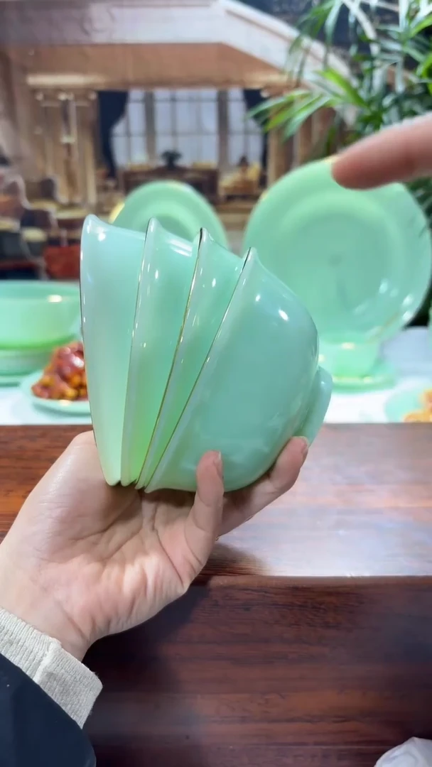 【闪购商品】..... 4.5英寸玉瓷碗4个口径11.5厘米