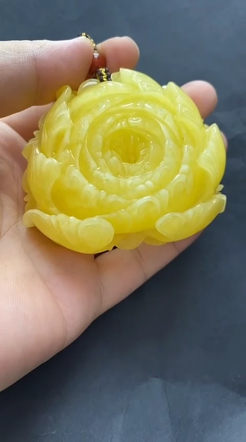 未镶嵌琥珀裸石蜜蜡吊坠