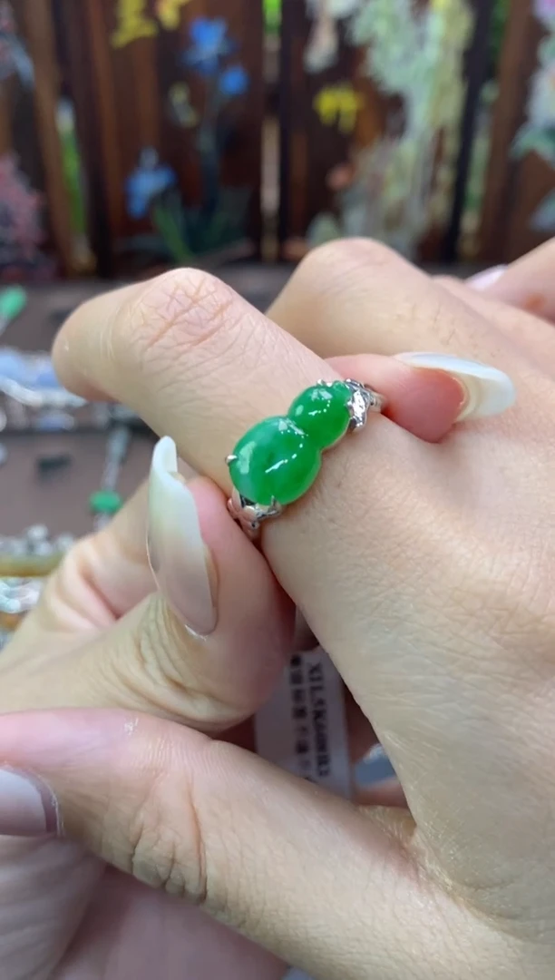 颈饰银S925镶嵌翡翠净货15348