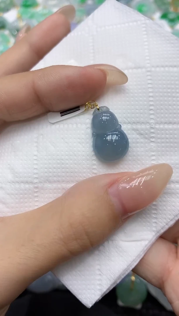 颈饰18K金镶嵌翡翠111111111111