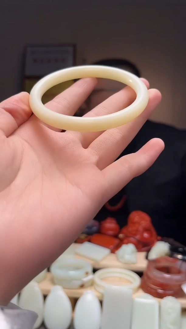 颈饰未镶嵌和田玉C*T54