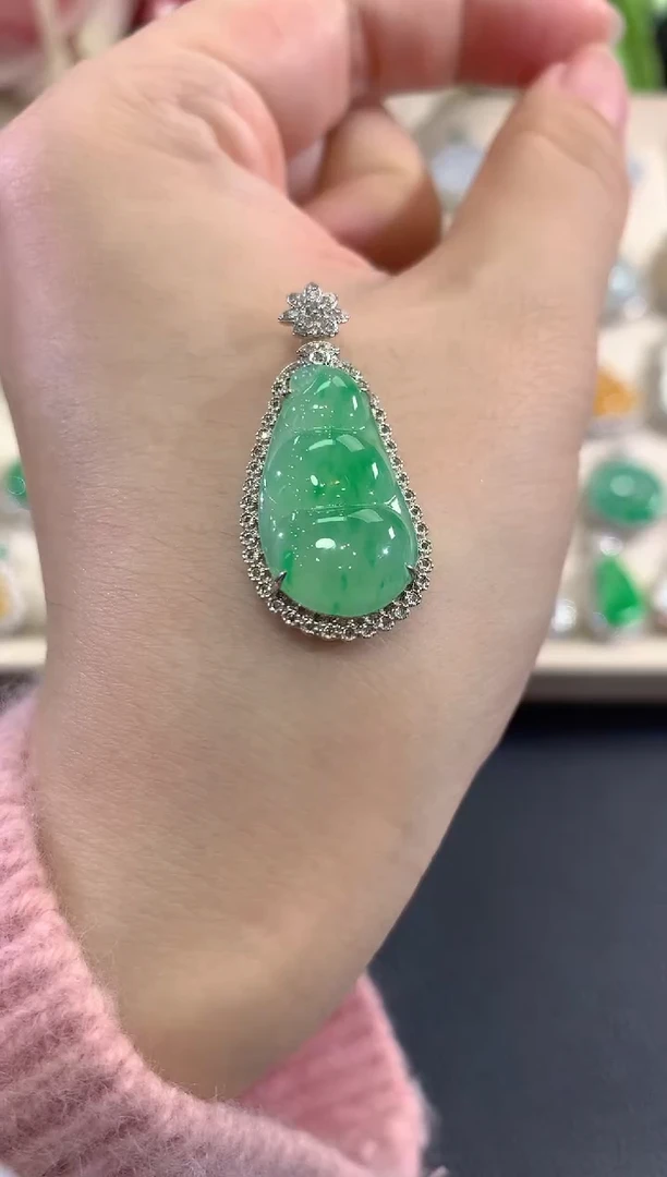 吊坠(不含链)18K金镶嵌翡翠b88