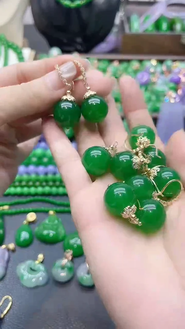 颈饰未镶嵌翡翠16mm绿单珠耳坠
