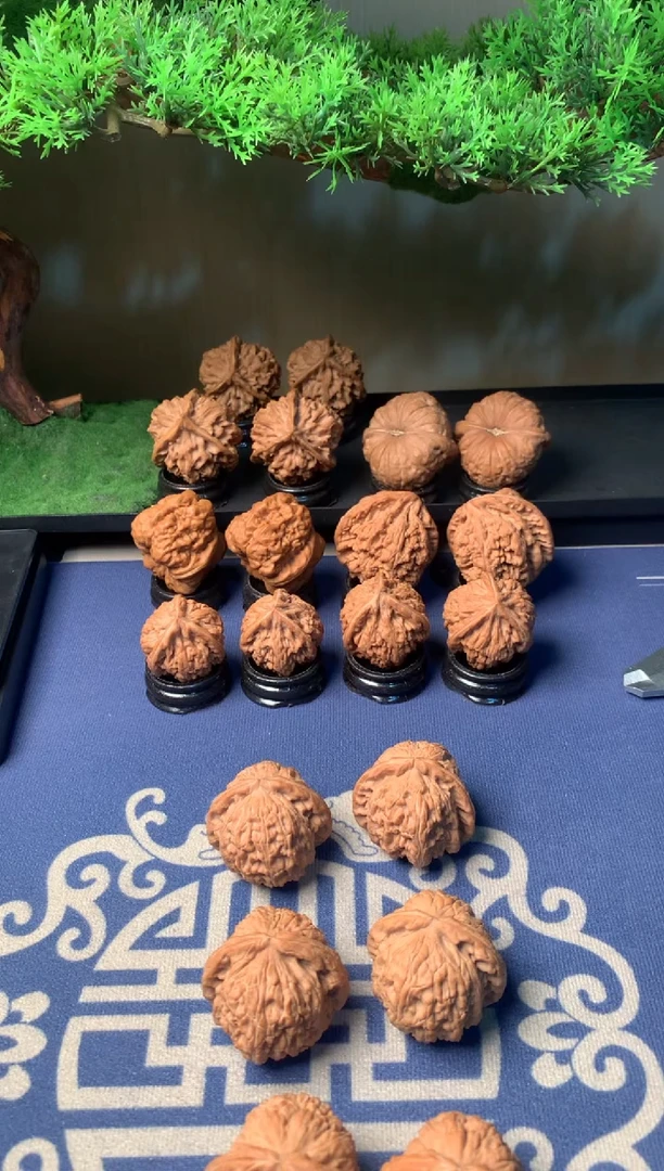 【闪购商品】文玩核桃吊坠40闷白