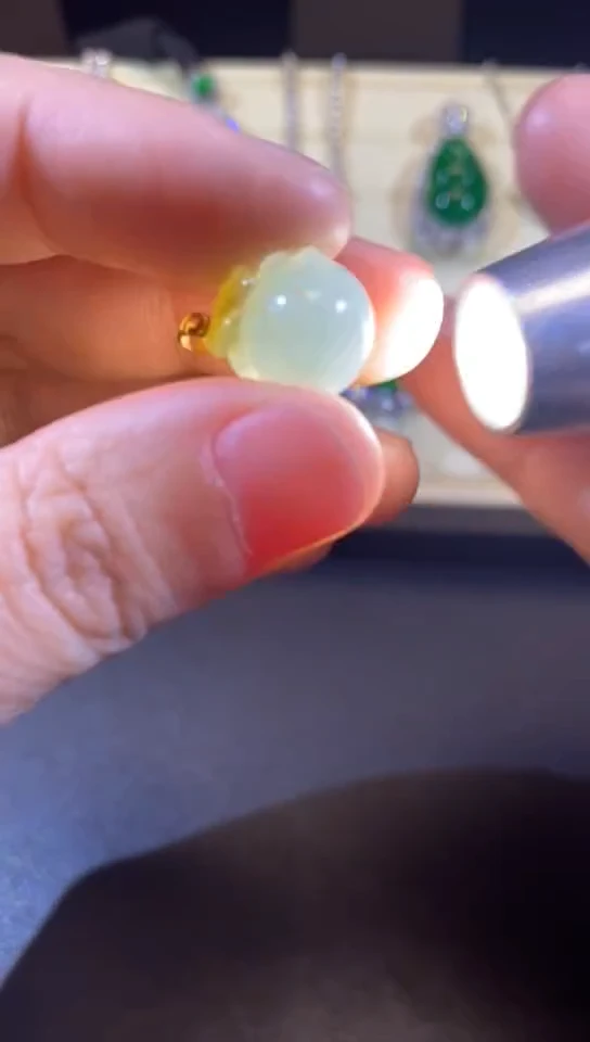 【闪购商品】翡翠吊坠(赠链)18K金镶嵌缅甸天然A货翡翠