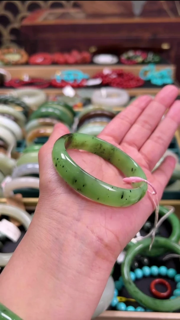 未镶嵌手镯和田玉随*54