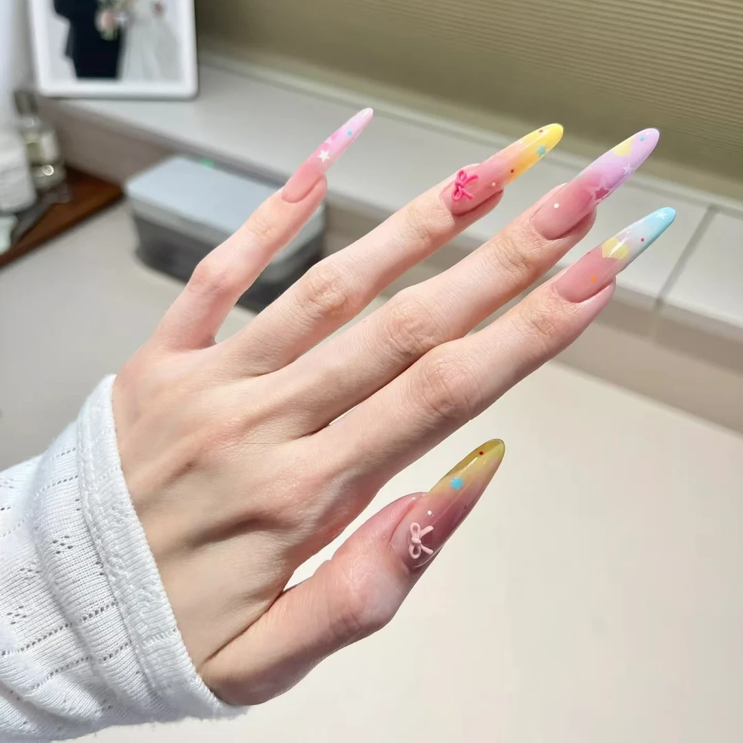 夏日多巴胺波点美甲高级感渐变百搭可拆卸穿戴甲蝴蝶结可爱星星