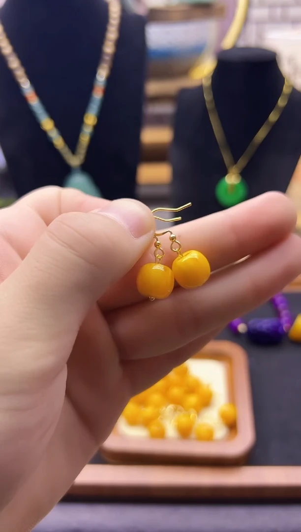 【闪购商品】蜜蜡耳饰14K金镶嵌E01