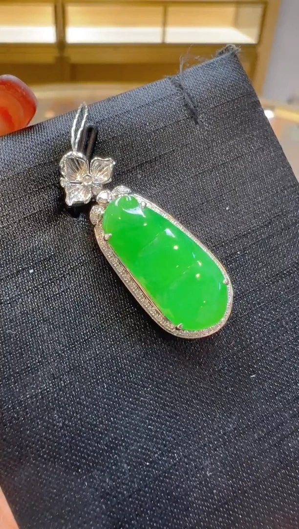 【闪购商品】翡翠吊坠(不含链)18K金镶嵌多样性团购发一件