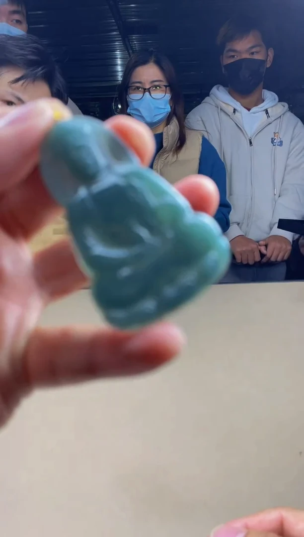 【闪购商品】翡翠颈饰未镶嵌      2743