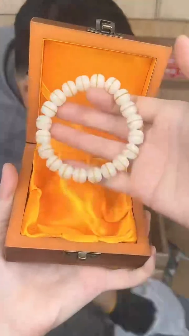 品茗文玩阁一线天菩提链接@@YS1562