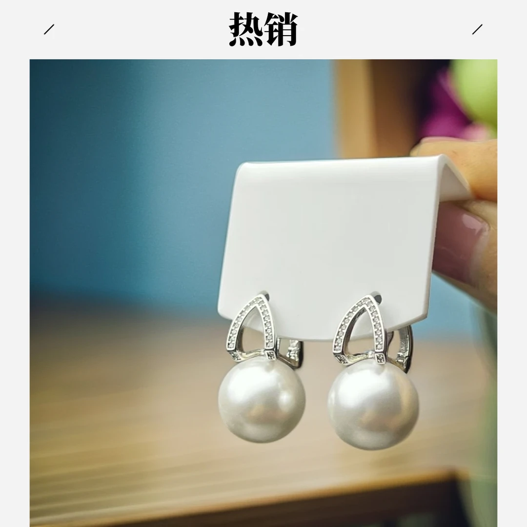 铜合金耳饰 精致白色耳钉女几何小众休闲风银色日韩素款耳钩气质
