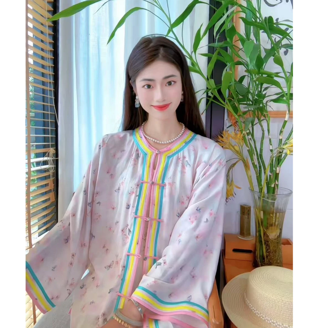 4428《花间与共》三色滚边外套