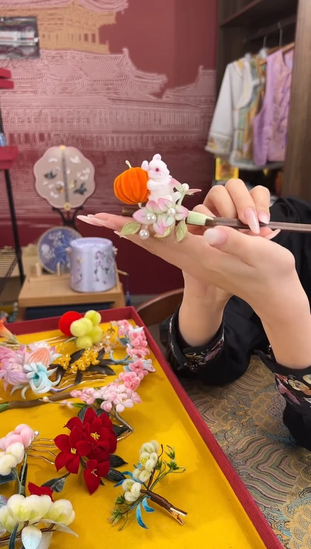 刺绣非遗绒花（发饰）
