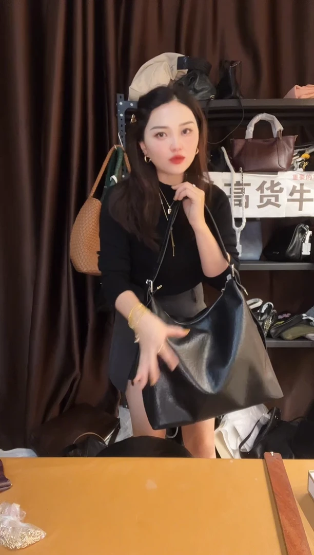 牛皮（革）高端订制时尚百搭女士手提斜跨包