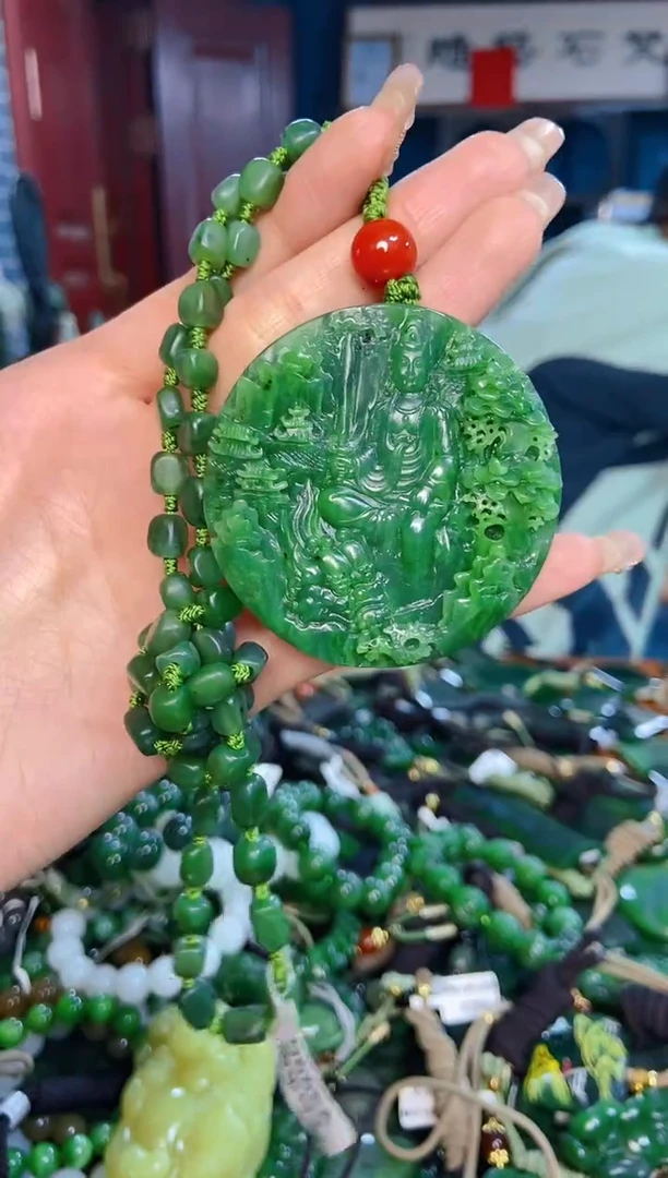 未镶嵌和田玉挂件1