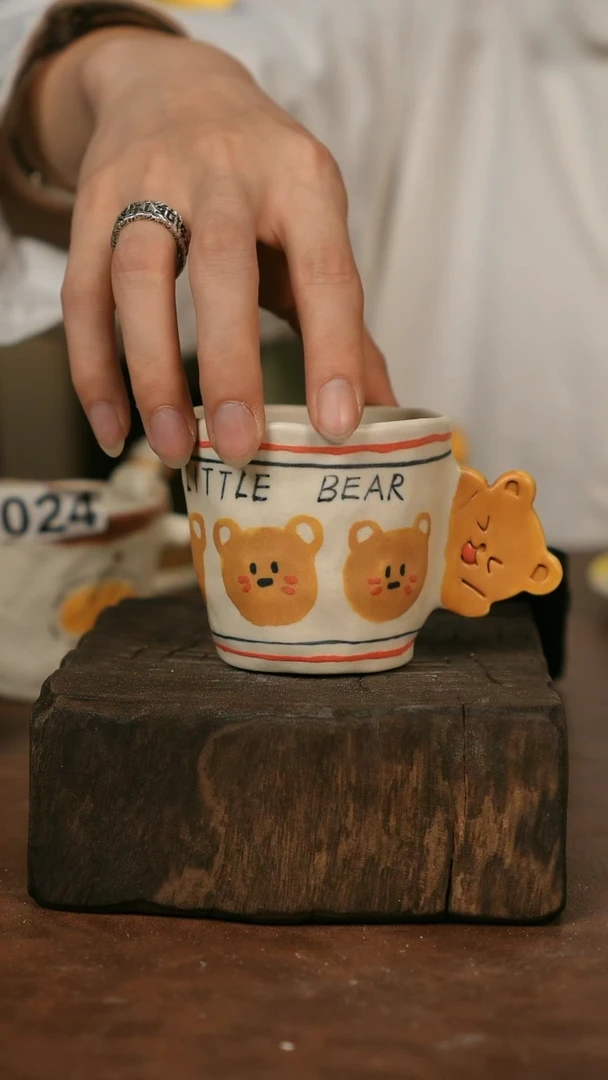 摆件亲工手绘陶瓷-