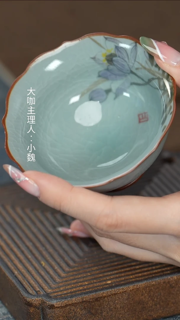 【哥窑手绘戏荷杯】【9西泠纸盒】