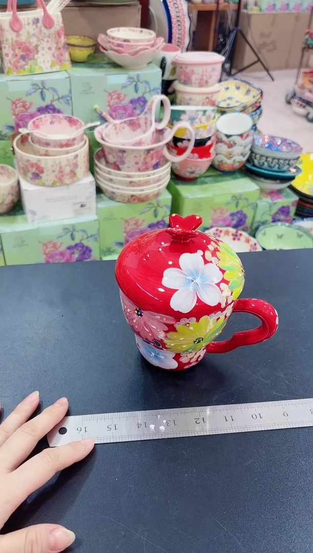 瓷濑户烧-葫芦马克杯带盖（俏红颜）