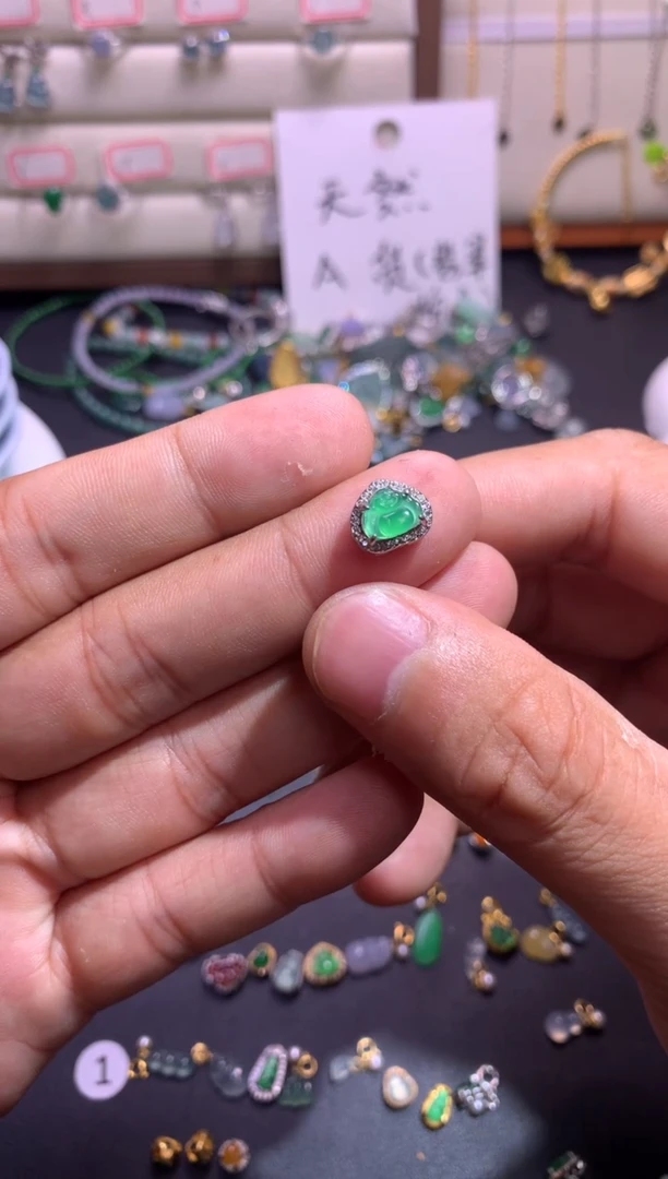 翡翠银S925镶嵌吊坠(不含链)1