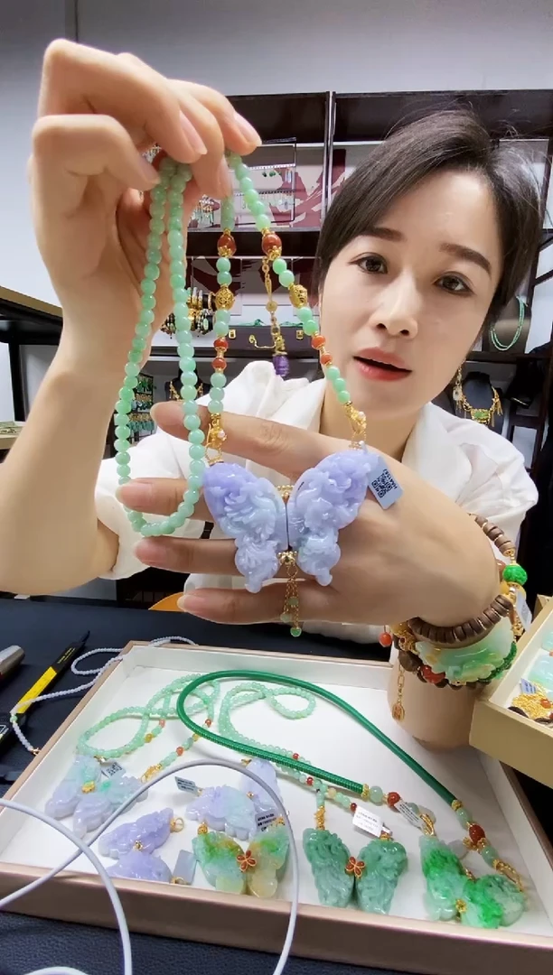 颈饰未镶嵌翡翠翡翠吊坠