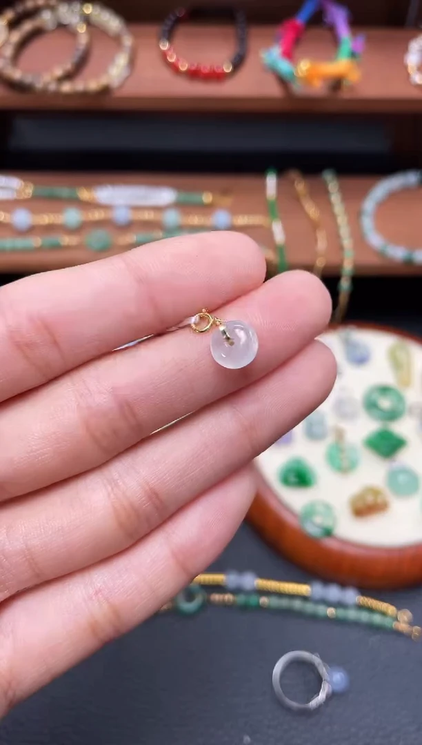 【闪购商品】翡翠吊坠(不含链)18K金镶嵌一个  JK317