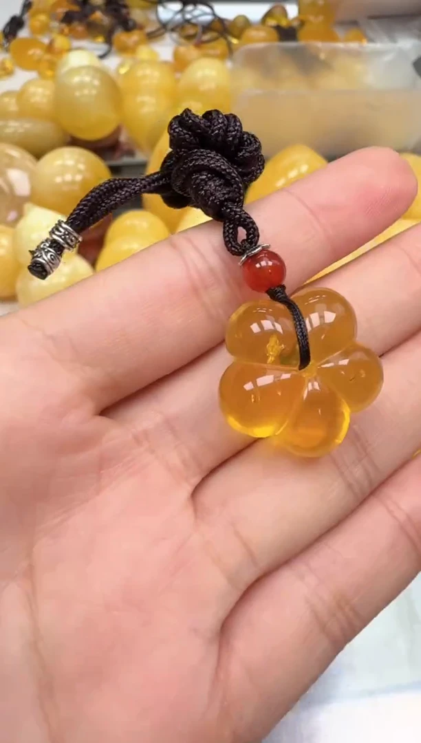 裸石琥珀未镶嵌随机