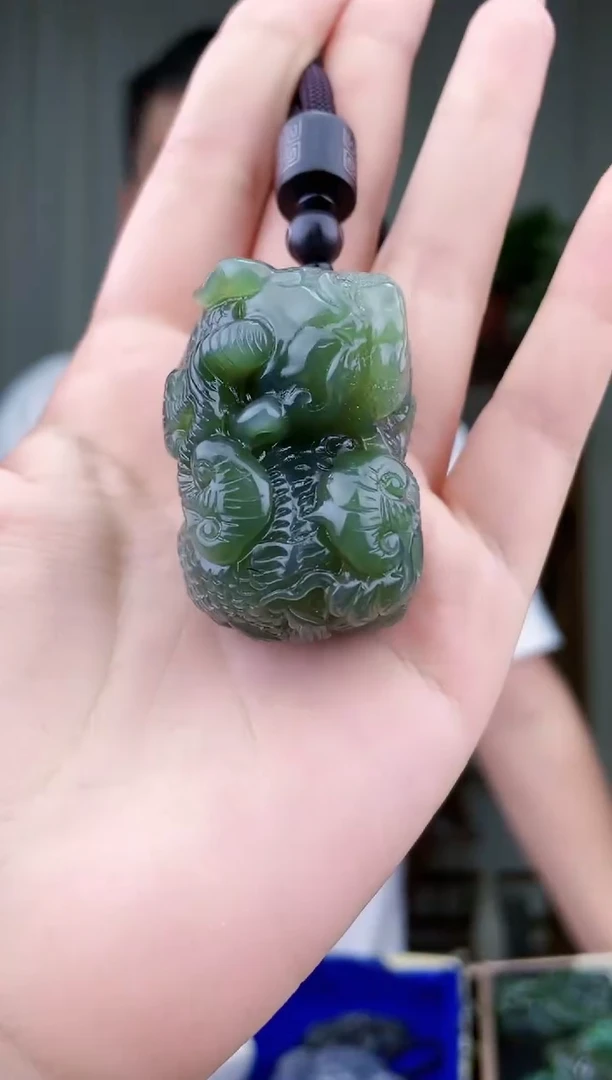 未镶嵌和田玉挂件拍一发一，多样性发货！