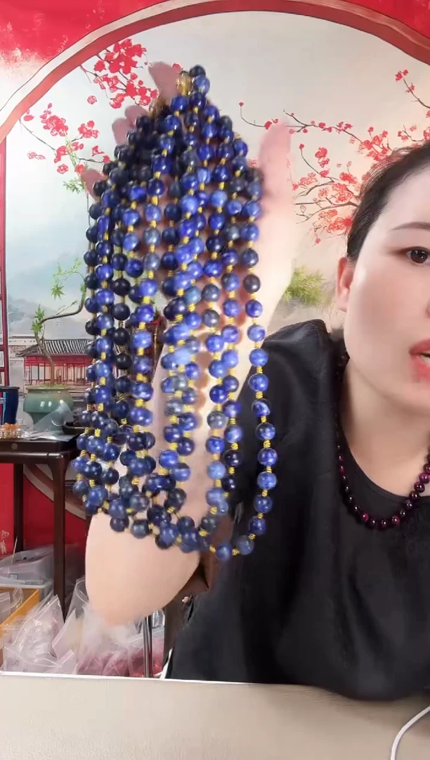 圣吉推荐款夜莺蓝色项链