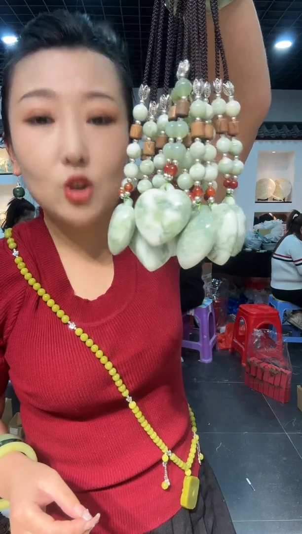 【闪购商品】岫玉颈饰未镶嵌老油翠爱心半珠链【圆】