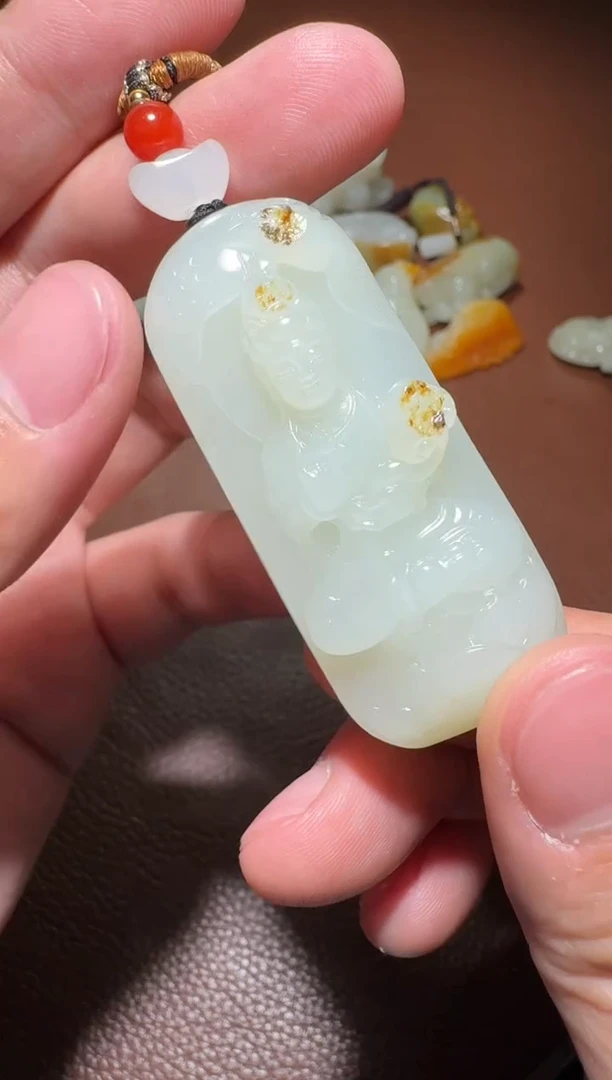 未镶嵌和田玉挂件燃*和田玉