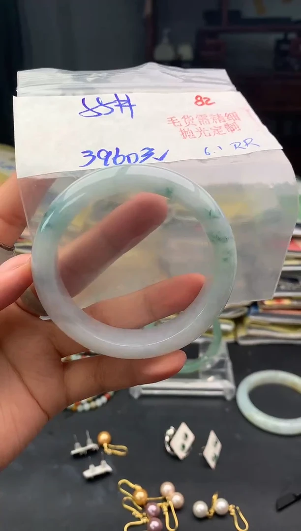 定制翡翠未镶嵌82毛货需精细抛光多样性1件3960元