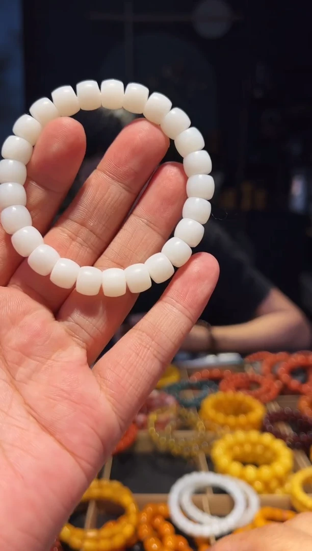 未镶嵌手链和田玉4