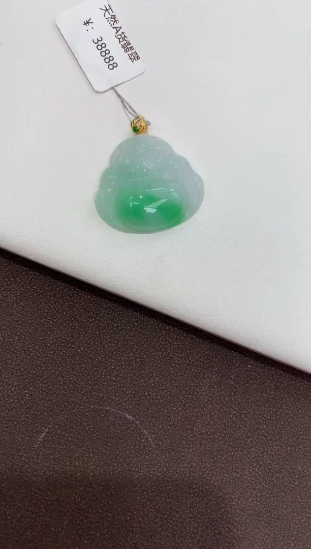 翡翠18K金镶嵌颈饰天然缅甸a货翡翠