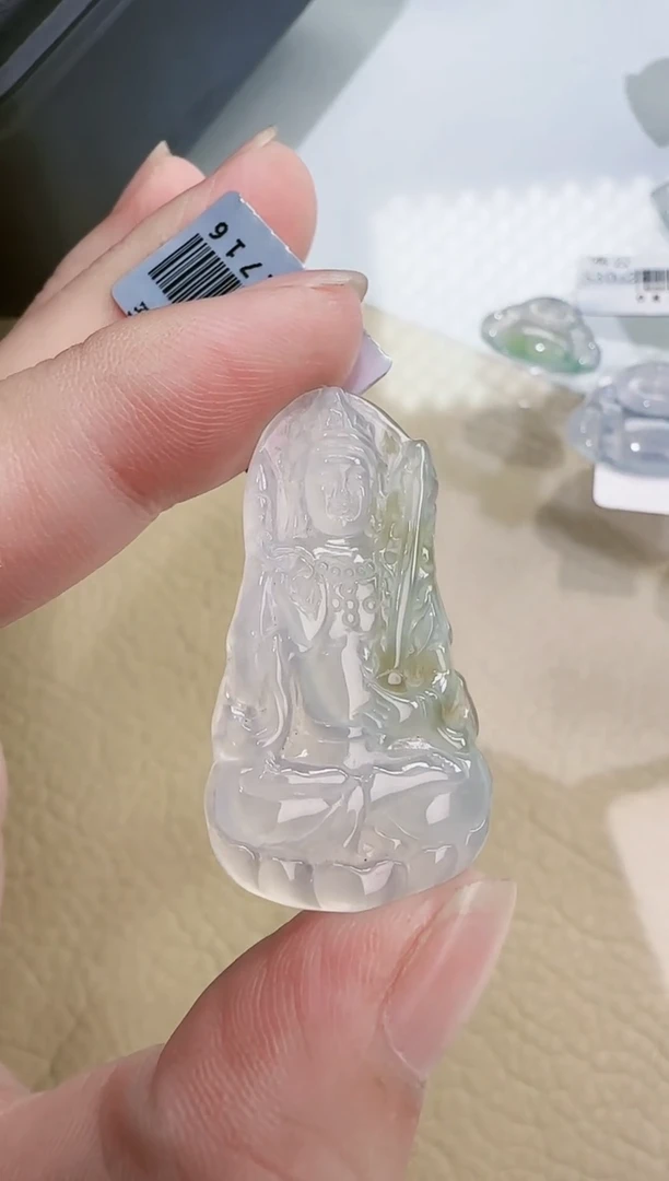 翡翠未镶嵌颈饰缅甸翡翠a货